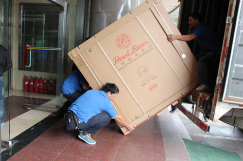 红塔钢琴贵重工艺品无忧运